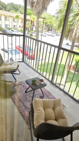 357 Lakeview Drive Weston FL 33326