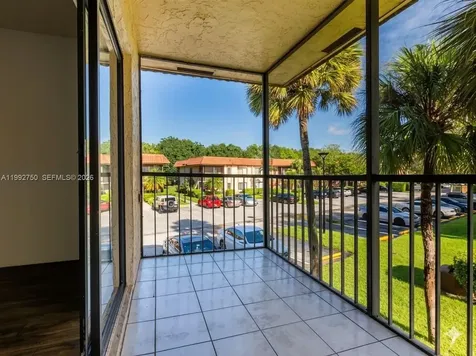 357 Lakeview Drive Weston FL 33326