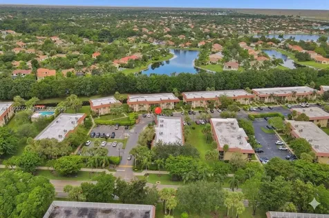 357 Lakeview Drive Weston FL 33326