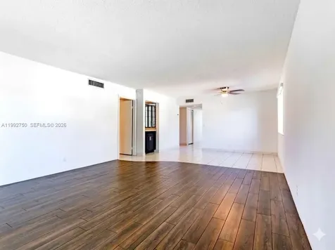 357 Lakeview Drive Weston FL 33326