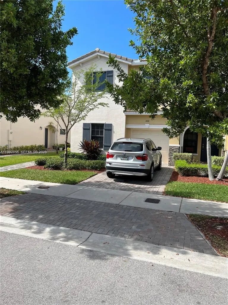 460 NE 194th Terrace Miami FL 33179