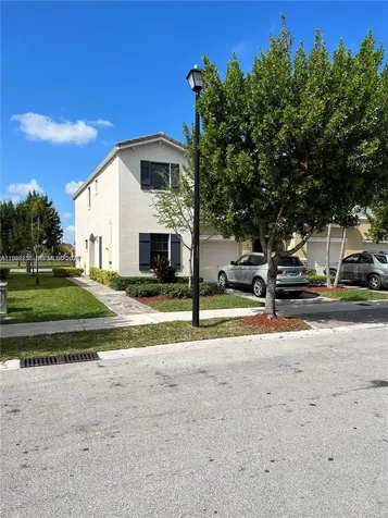 460 NE 194th Terrace Miami FL 33179