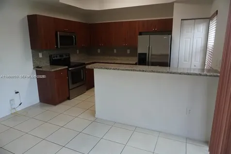 1083 SW 143 Avenue Pembroke Pines FL 33027