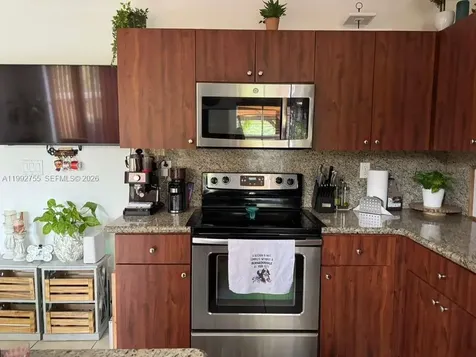 1083 SW 143 Avenue Pembroke Pines FL 33027