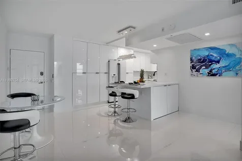 2501 S Ocean Drive Hollywood FL 33019