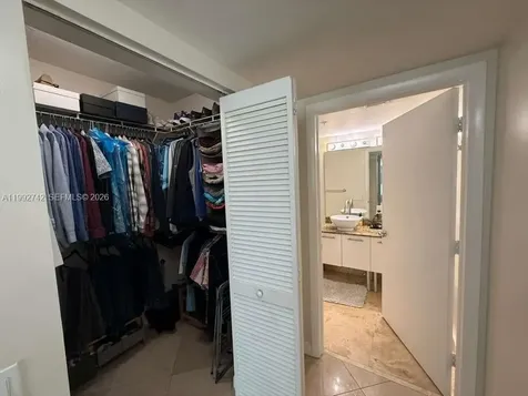 41 SE 5th Street Miami FL 33131
