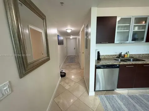 41 SE 5th Street Miami FL 33131