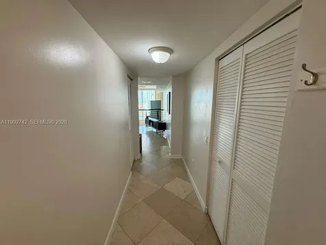 41 SE 5th Street Miami FL 33131