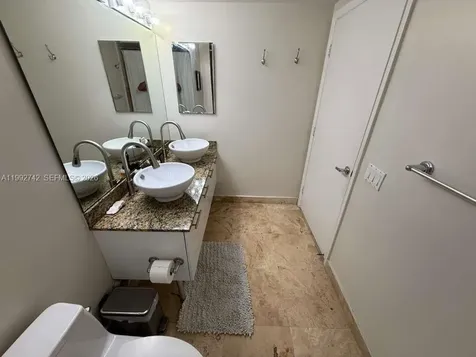41 SE 5th Street Miami FL 33131