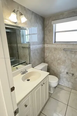 19051 NE 2nd Avenue Miami FL 33179