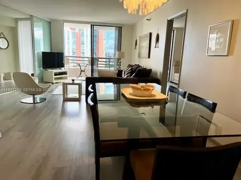 3300 NE 191st Street Aventura FL 33180
