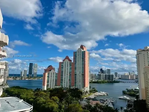 3300 NE 191st Street Aventura FL 33180
