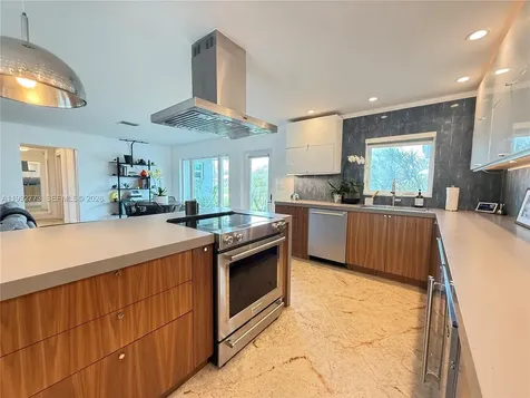 2497 NW South Manor Avenue Stuart FL 34994