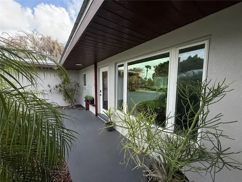 2497 NW South Manor Avenue Stuart FL 34994