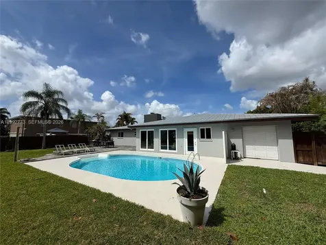 2497 NW South Manor Avenue Stuart FL 34994