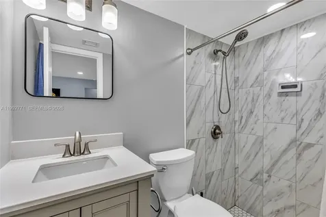 819 N 32nd Avenue Hollywood FL 33021