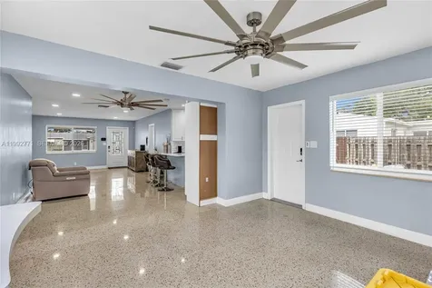 819 N 32nd Avenue Hollywood FL 33021