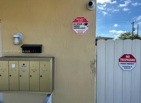 274 E 9th Street Hialeah FL 33010