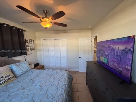 7131 Park Street Hollywood FL 33024