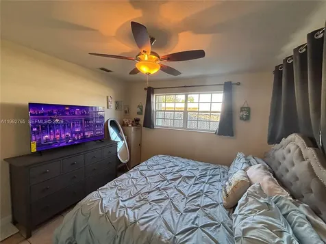7131 Park Street Hollywood FL 33024