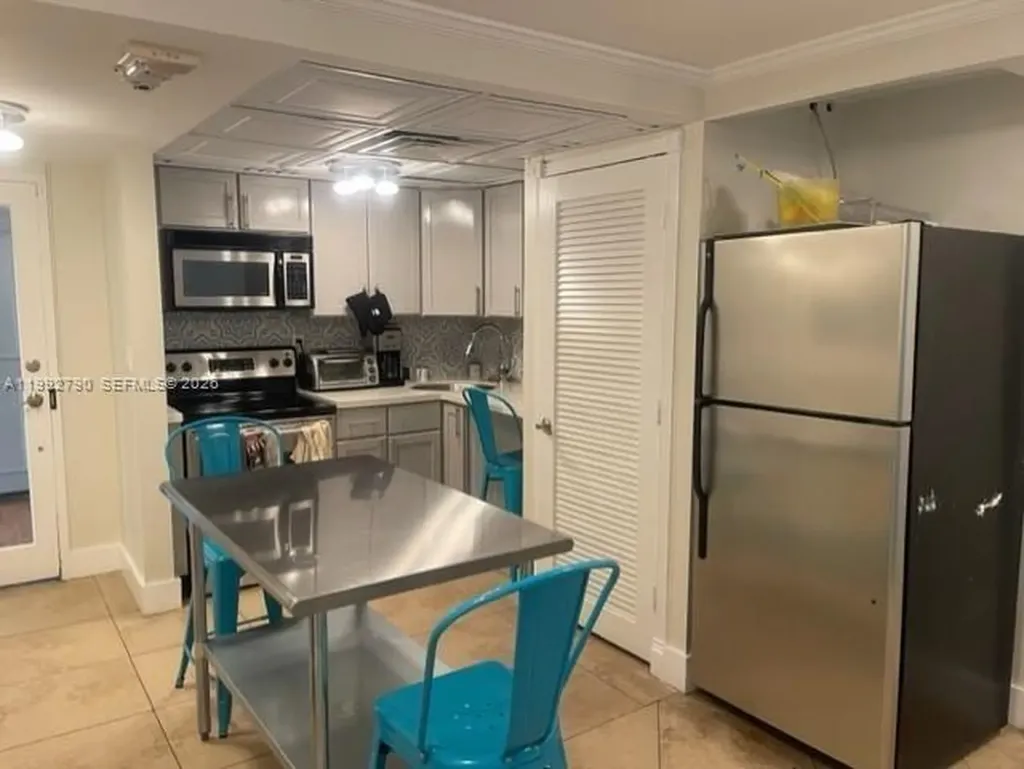 2900 NE 30th Street Fort Lauderdale FL 33306