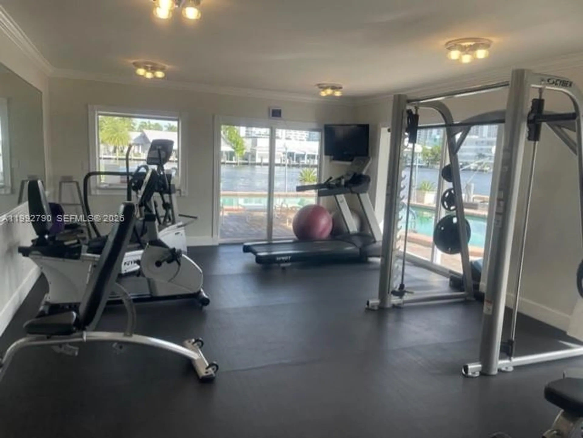 2900 NE 30th Street Fort Lauderdale FL 33306