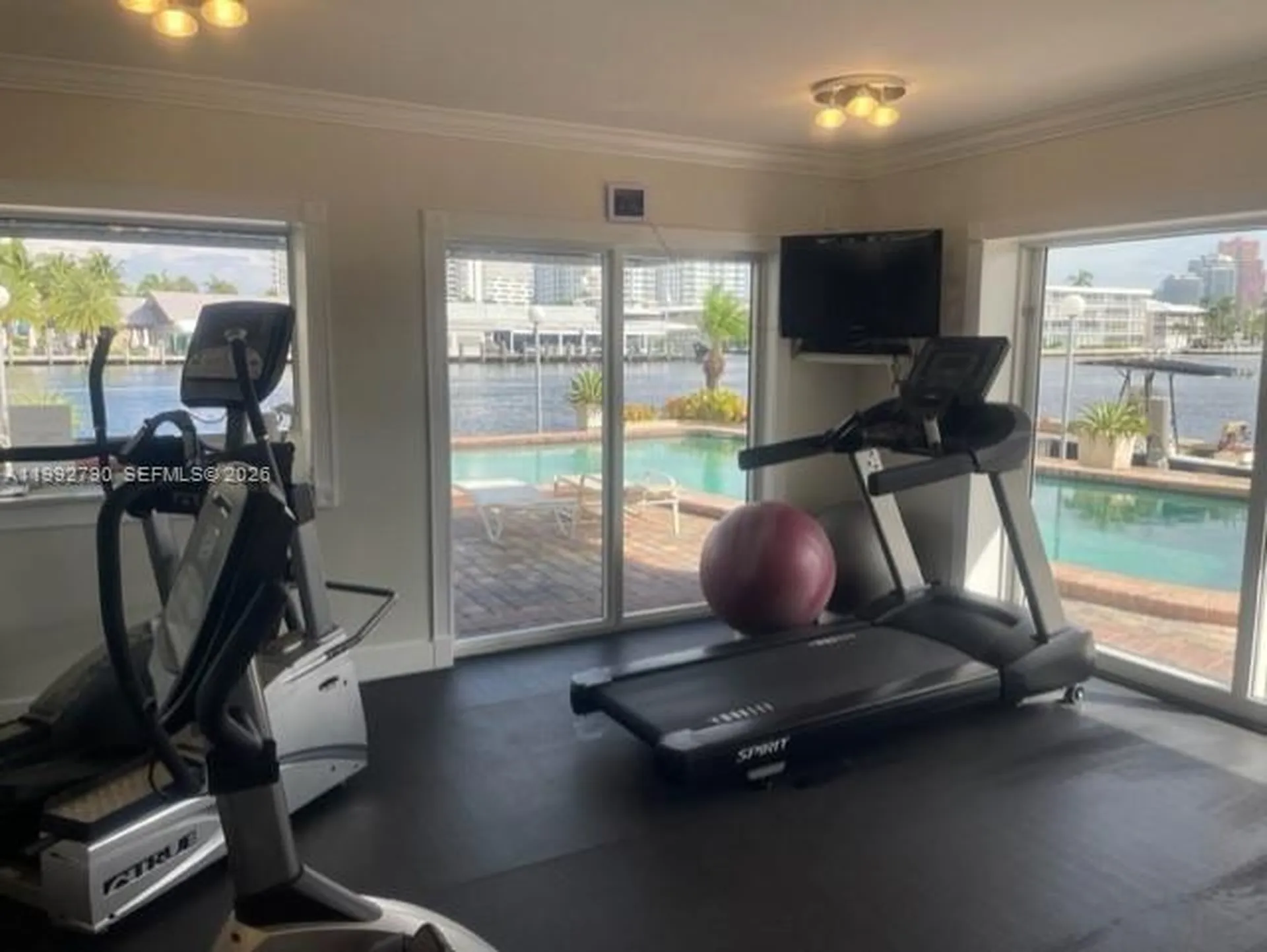 2900 NE 30th Street Fort Lauderdale FL 33306