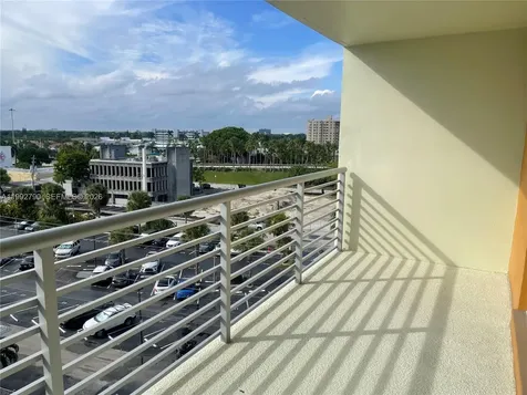 2900 NE 30th Street Fort Lauderdale FL 33306