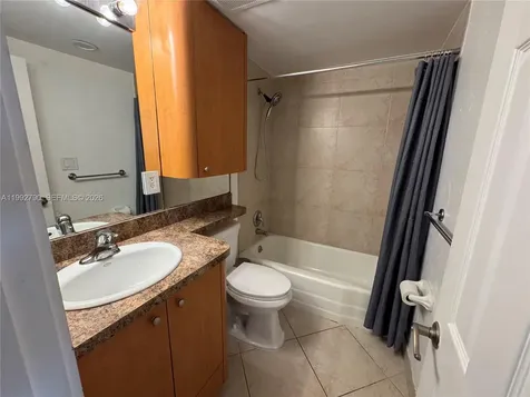 2900 NE 30th Street Fort Lauderdale FL 33306