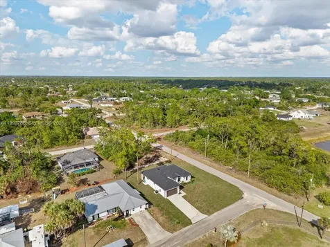 735 Chavers Street Lehigh Acres FL 33974