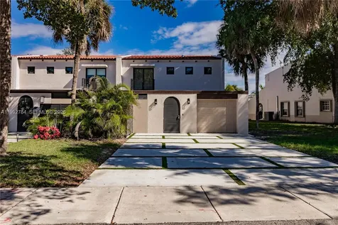 7238 Jacaranda Lane Miami Lakes FL 33014
