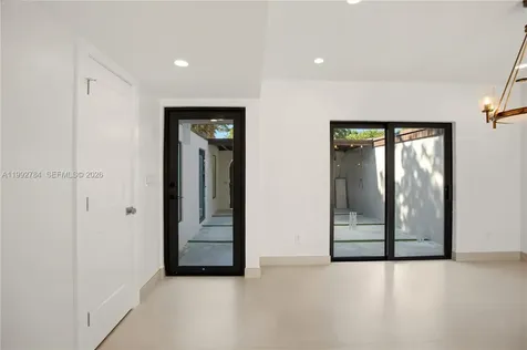 7238 Jacaranda Lane Miami Lakes FL 33014