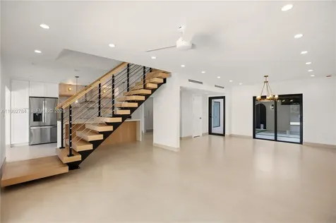 7238 Jacaranda Lane Miami Lakes FL 33014