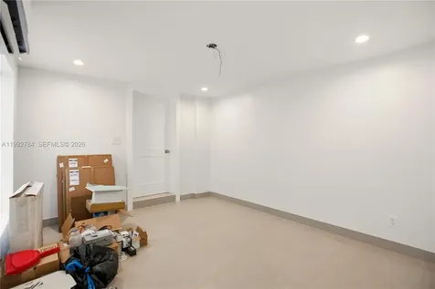 7238 Jacaranda Lane Miami Lakes FL 33014