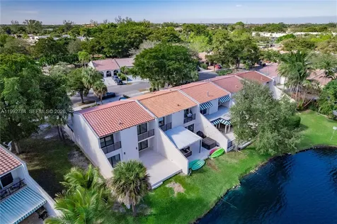7238 Jacaranda Lane Miami Lakes FL 33014