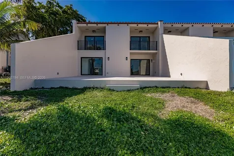 7238 Jacaranda Lane Miami Lakes FL 33014