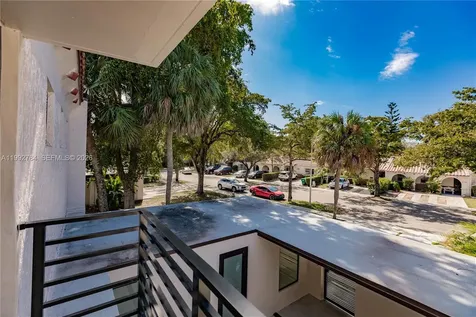 7238 Jacaranda Lane Miami Lakes FL 33014