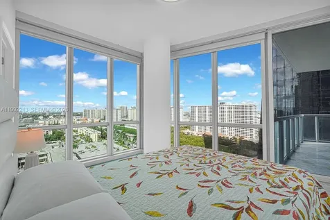 17121 Collins Avenue Sunny Isles Beach FL 33160