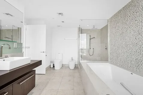17121 Collins Avenue Sunny Isles Beach FL 33160