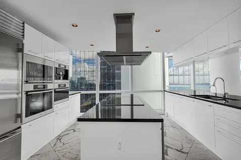 17121 Collins Avenue Sunny Isles Beach FL 33160