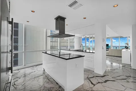 17121 Collins Avenue Sunny Isles Beach FL 33160