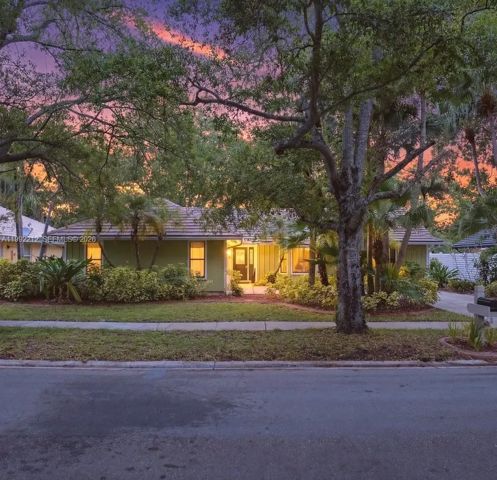 18546 Lake Bend Drive Jupiter FL 33458