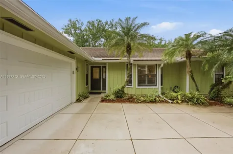 18546 Lake Bend Drive Jupiter FL 33458