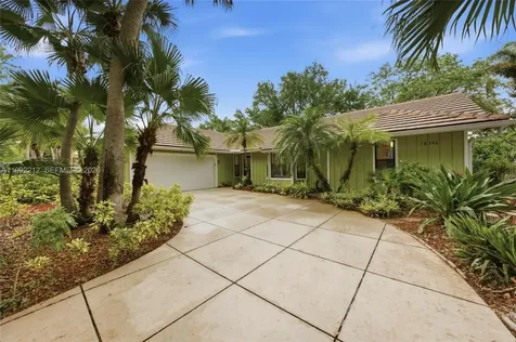 18546 Lake Bend Drive Jupiter FL 33458