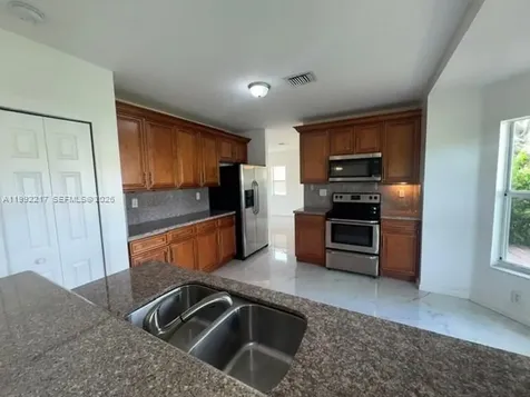 1720 NE 35 Avenue Homestead FL 33033