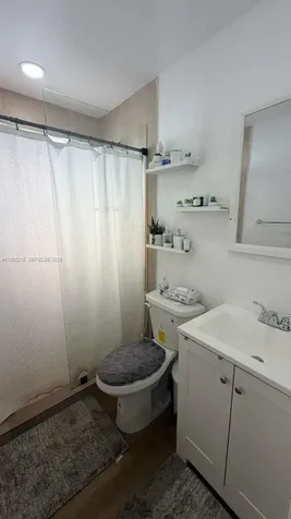 673 W 30th Street Hialeah FL 33012