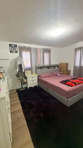 673 W 30th Street Hialeah FL 33012