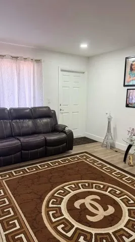 673 W 30th Street Hialeah FL 33012