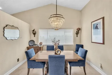 3423 Amsterdam Avenue Cooper City FL 33026