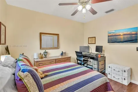 3423 Amsterdam Avenue Cooper City FL 33026